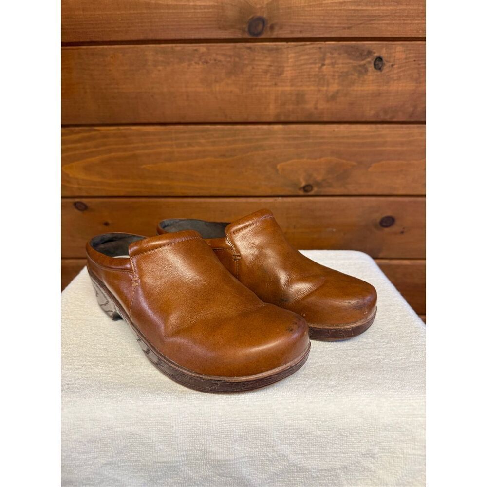 Klogs Surrey Nutmeg  Leather Clogs Sz 9